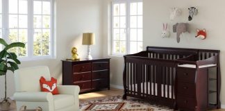 A Wood Crib and Changing Table Combo for You