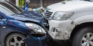 Right Car Accident Repair Professional