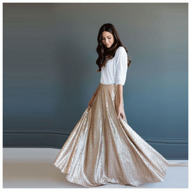 Fashionable tops with elegant A-line maxi skirt 