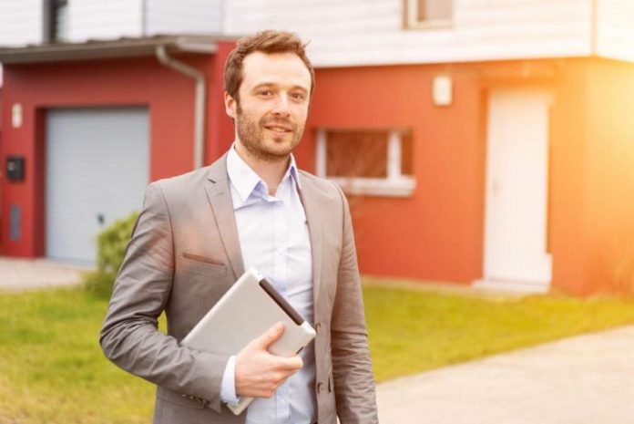 How to Become a Realtor: A Guide
