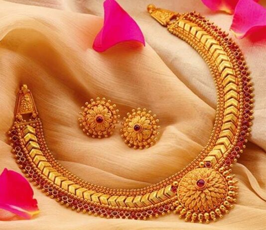 Gemstone-Adorned Gold Jewelry Designs