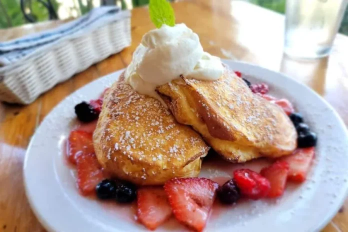 Breakfast in Waikiki